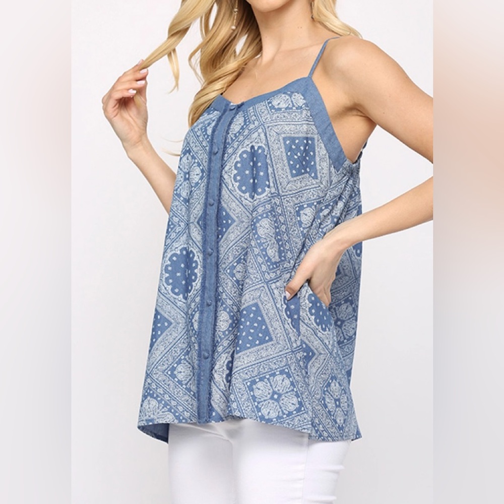 Pattern Print Chambray and Covered Button Tank with Side Slits - Picture 4 of 5